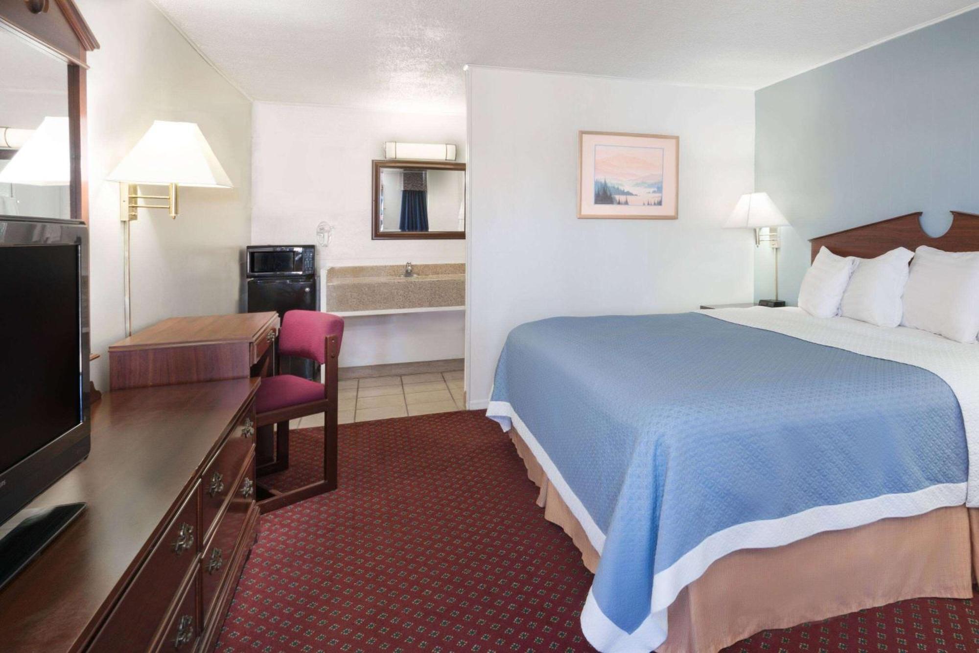 Travelodge By Wyndham Las Vegas Nm Ngoại thất bức ảnh